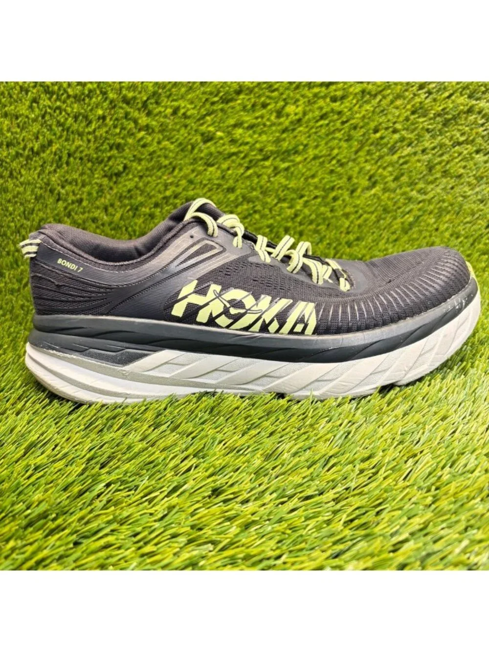 Hoka One One Bondi 7 Mens Size 10.5 Black White Athletic Running Shoes Sneakers